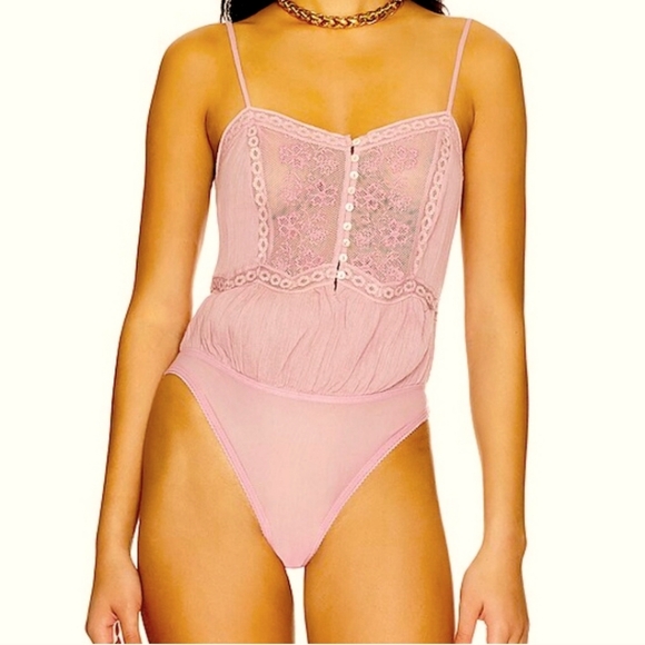 Free People Still The One Bodysuit. Size M. NWT 🔥🔥🔥🔥🔥 - Picture 4 of 13
